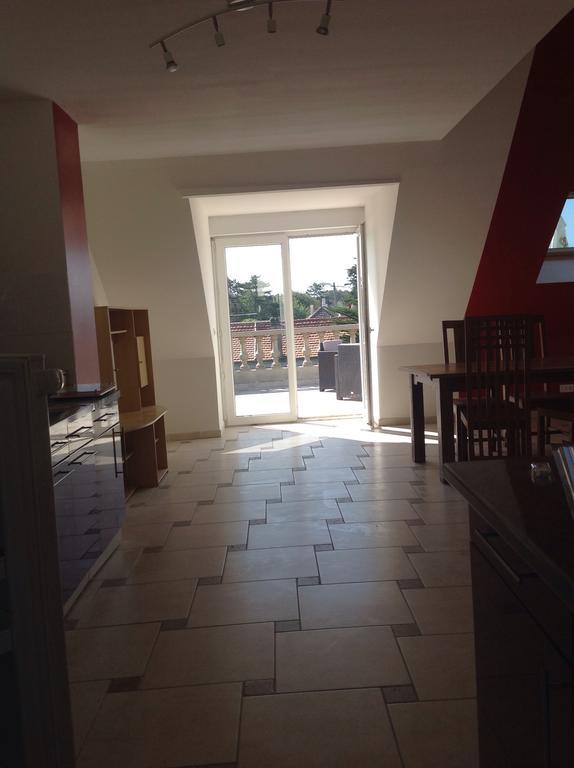 بارنفيل-كارتريت Appart Gites Avenue De La Mer الغرفة الصورة